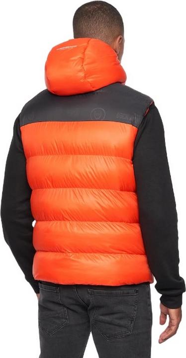 Actual product image Duck and Cover Mens Raymax Gilet (L)