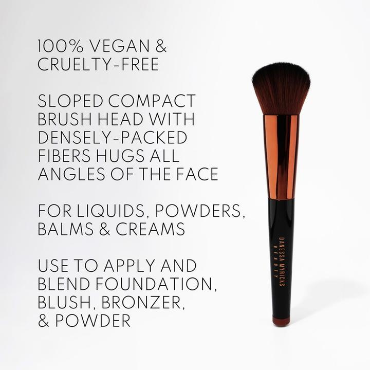 Immagine prodotto Danessa Myricks Danessa Face - Pennello viso Yummy 1.0 All Over Complexion