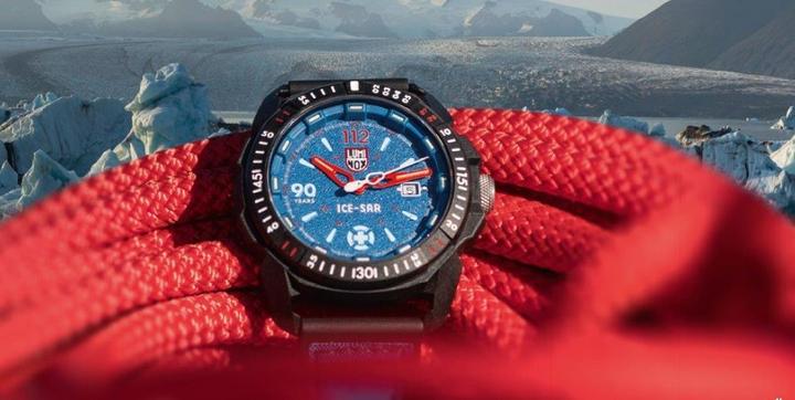 Actual product image Luminox Ice-Sar Arctic 1000 Series (Analogue wristwatch, Swiss made, 46 mm)
