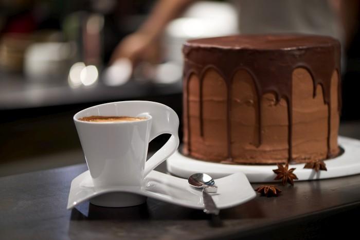 Immagine prodotto Villeroy & Boch Partyplate NewWave Caffè (1 x, Sottobicchiere in vetro)