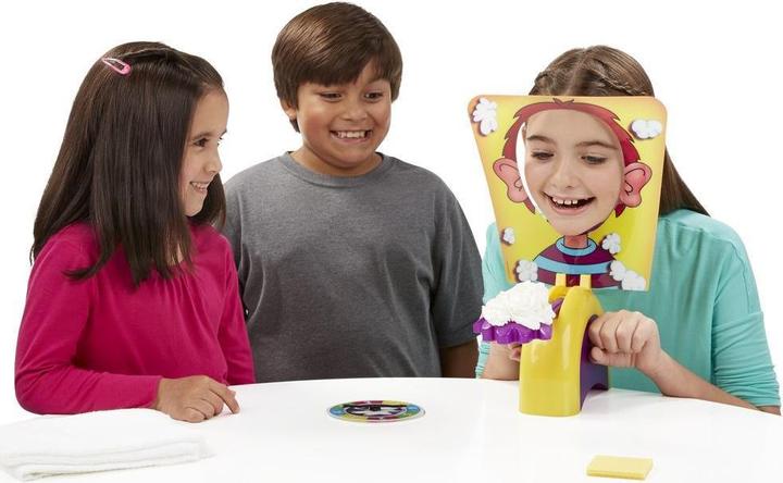 Actual product image Hasbro Pie Face (German)