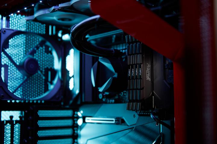 Actual product image Kingston FURY Renegade (2 x 16GB, 4600 MHz, DDR4-RAM, DIMM)