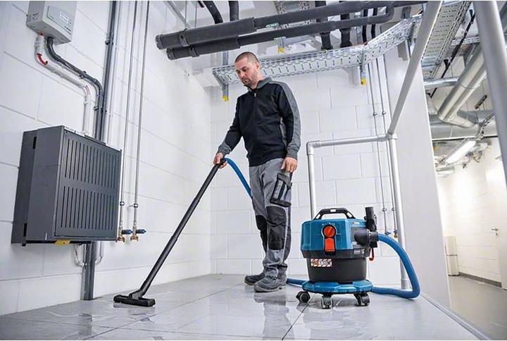 Actual product image Bosch Professional GAS 18V-12 MC cordless hoover, solo version (Wet dry vacuum cleaner)
