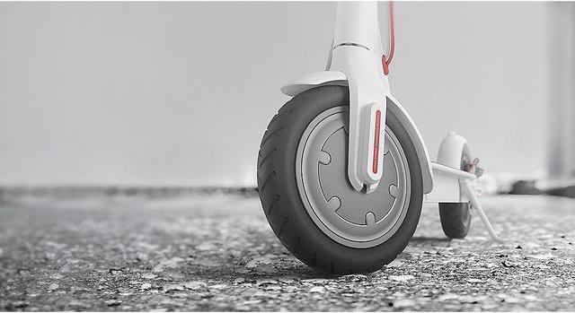 Produktbild Xiaomi M365 (25 km/h, 30 km, 250 W)