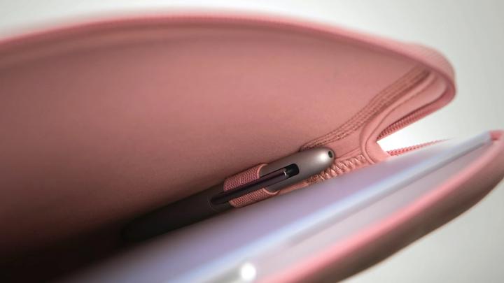 Produktbild Moshi CASE Pluma MacBook Pro 14 "(2021) nelkenrosa (14", Apple)
