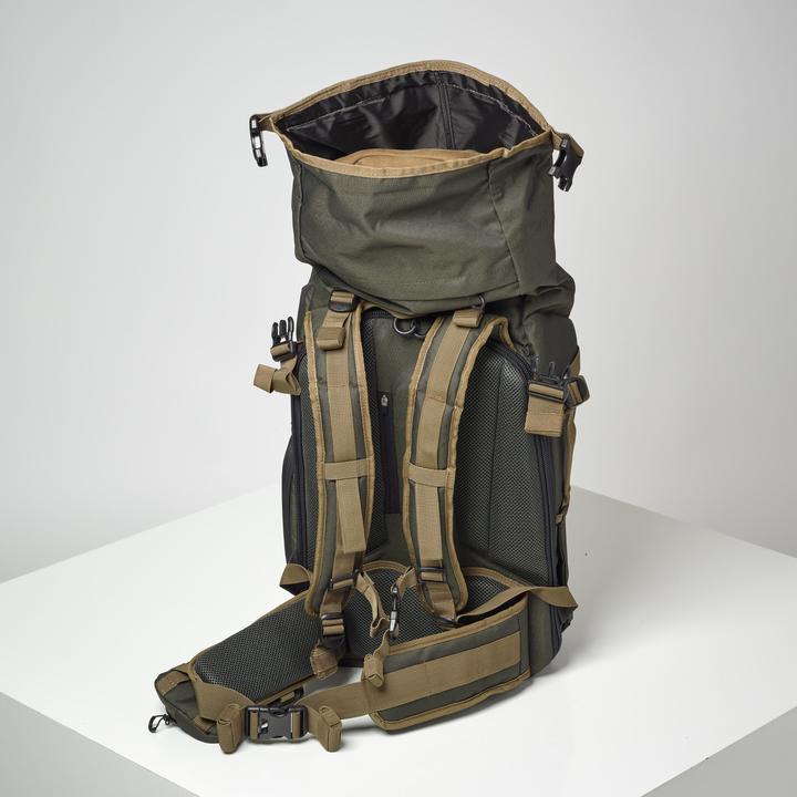 Actual product image Solognac CAMERA 900 (Camera shoulder bag, 35 l)