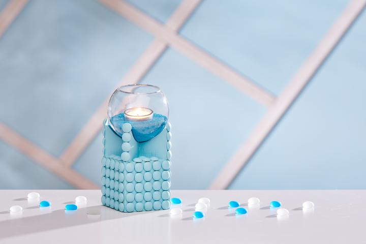 Actual product image VBS Glass ball open with wooden stand