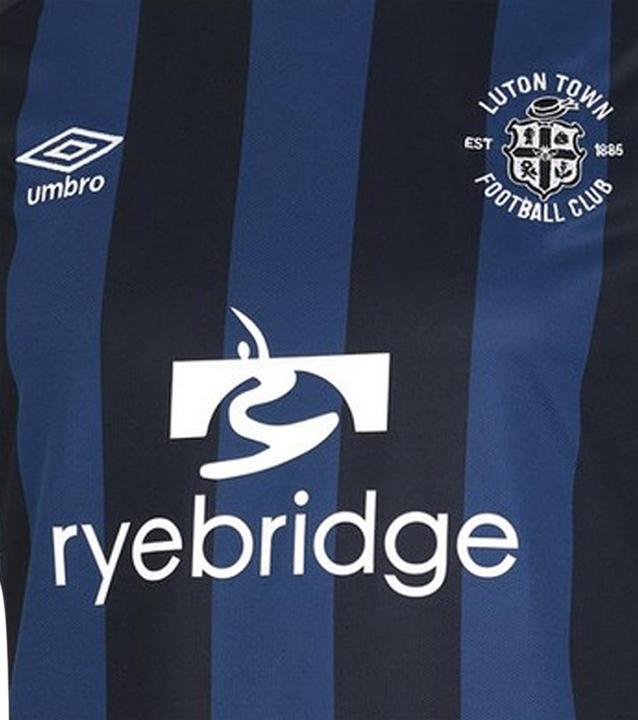 Immagine prodotto Umbro Maglia Luton Town Fc 2223 (128)
