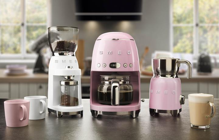 Actual product image Smeg DCF02PKEU