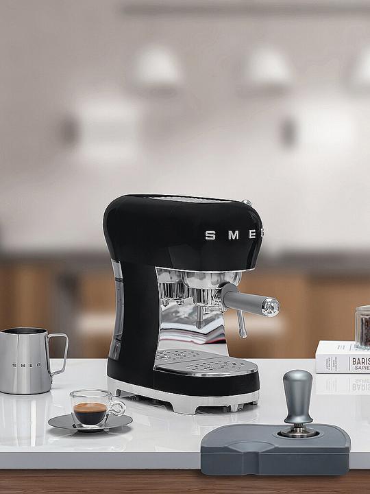 Produktbild Smeg ECF02BLEU (EU-Stecker)