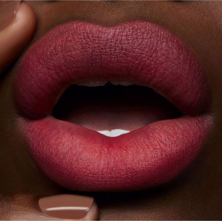 Image du produit MAC Cosmetics Powder Kiss Liquid Lipcolour (Escandalo !)