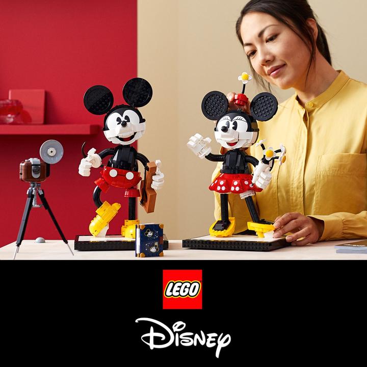 Actual product image LEGO Mickey Mouse and Minnie Mouse (43179, LEGO Disney, LEGO Rare Sets)