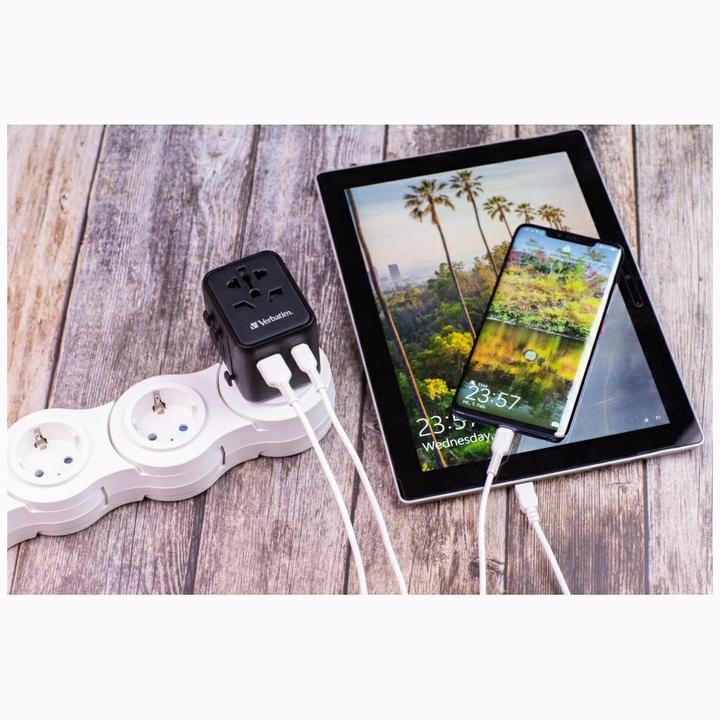 Produktbild Verbatim Universal Travel Adapter with 1 x USB-C PD 20W / 1 x USB-A QC 3.0