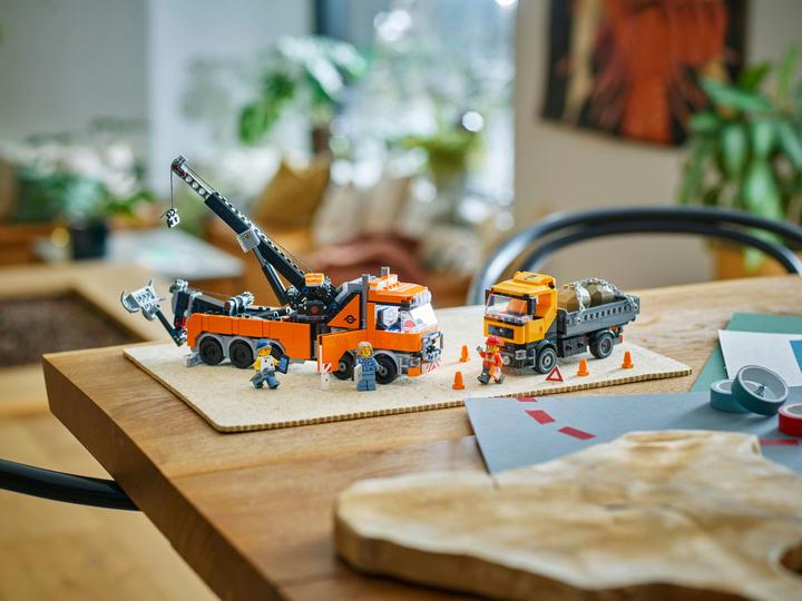 Image du produit LEGO Le remorqueur avec grue pour poids lourd (60467, LEGO City)