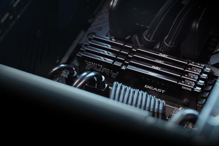 Immagine prodotto Kingston Bestia della furia (1 x 16GB, 6000 MHz, RAM DDR5, DIMM)