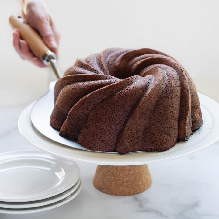 Actual product image Nordic Ware Baking tin Swirl Bundt (24 cm)