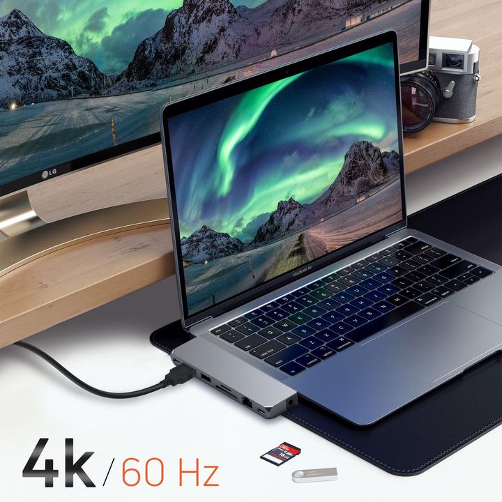Produktbild Satechi Pro Hub Max (USB-C, 8 Ports)