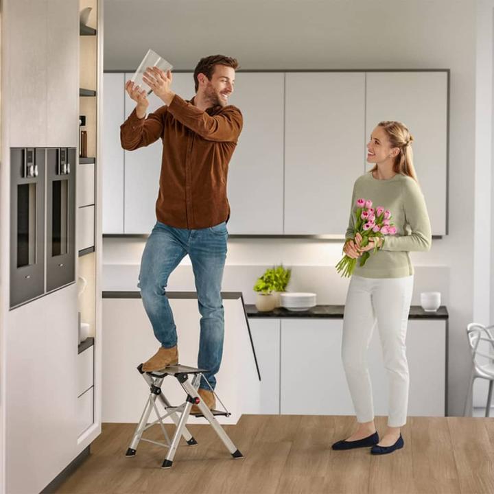 Actual product image Hailo MK80 ComfortLine, comfort stepladder, 2 steps (Stile, 46 cm)