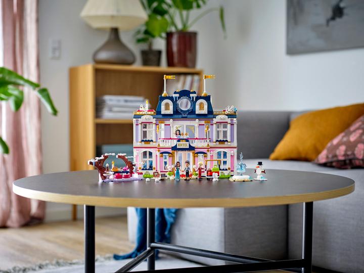 Image du produit LEGO Friends 41684 Grand Hôtel de Heartlake City (41684, LEGO Friends)