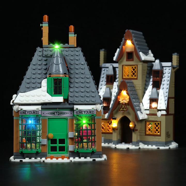 Image du produit BrickBling Kit d'éclairage LED pour LEGO Harry Potter : Visite à Hogsmeade (76388)