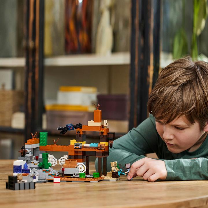 Actual product image LEGO 21263 The mine in the badlands (21263, LEGO Minecraft)