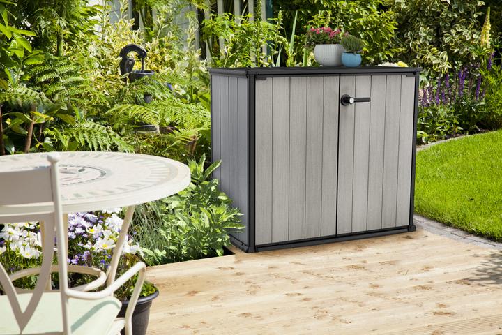 Actual product image Keter patio blind