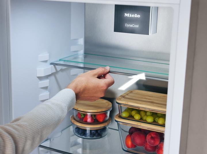 Actual product image Miele Refrigerator K 7447 C (223 l)