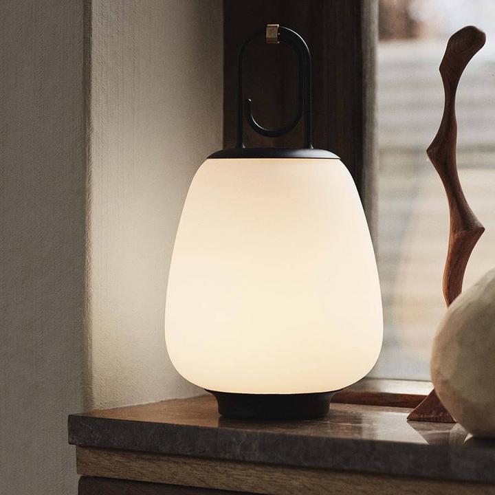 Produktbild &Tradition Lucca SC51 Outdoor Portable Opal Glass/Black (400 lm)