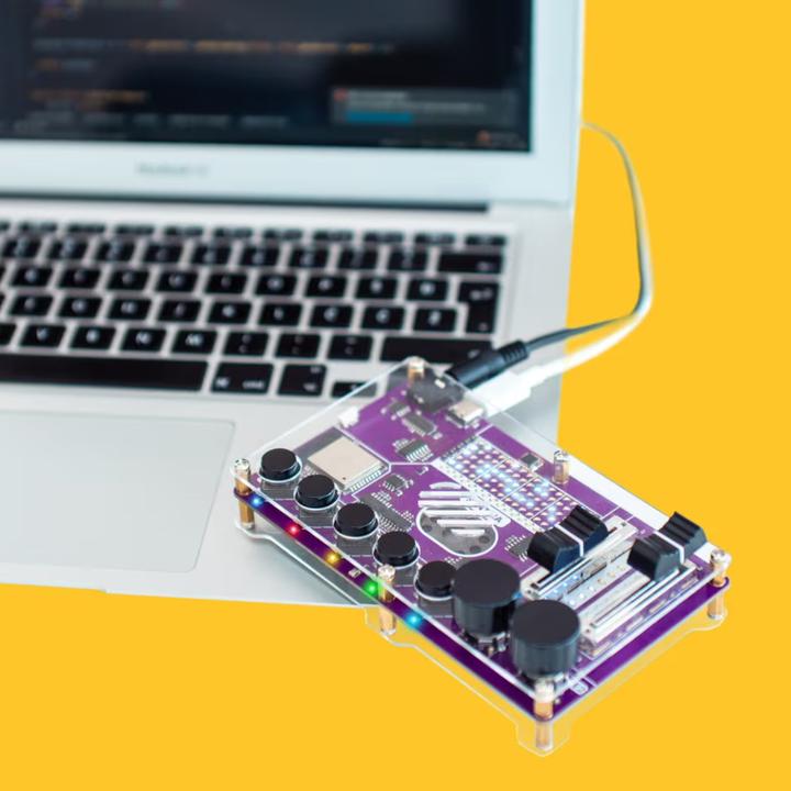 Actual product image CircuitMess Synthia - Synthesizer - Electronics kit