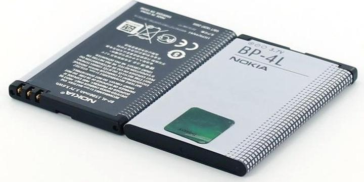 Actual product image Nokia E90 - 3G Smartphone - microSD slot - LCD display - 800 x 352 pixels - rear camera 3.2 MP