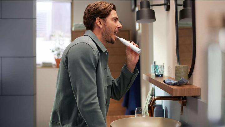 Immagine prodotto Philips Sonicare HX7400/06 Sonicare 6100 (Spazzolino sonico)