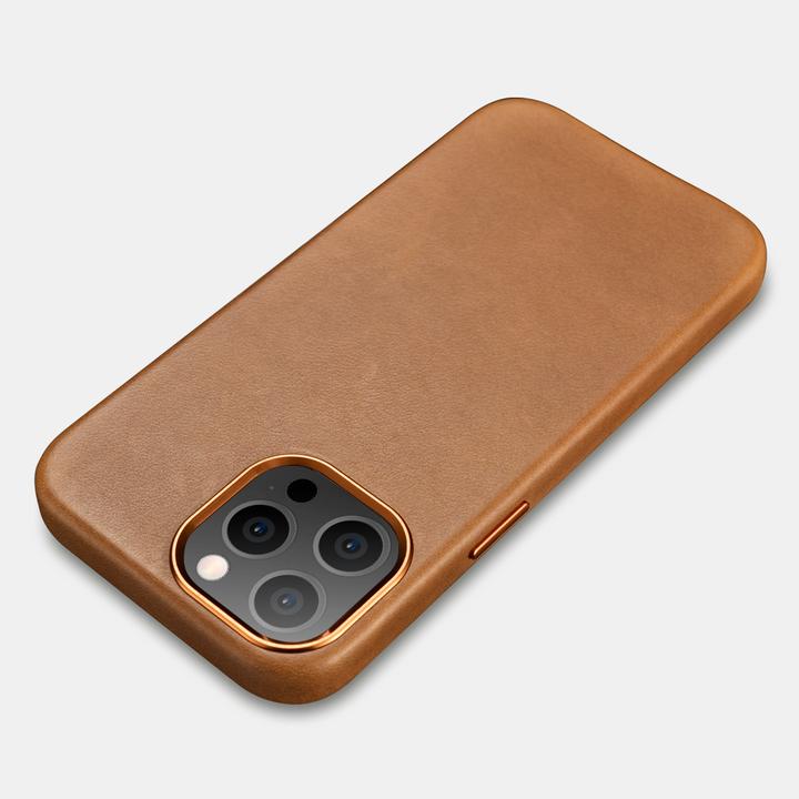 Image du produit iCarer Etui en cuir huilé recouvert de cuir véritable pour iPhone 13 Pro Brown (Compatible avec MagS (Apple iPhone 13 Pro)