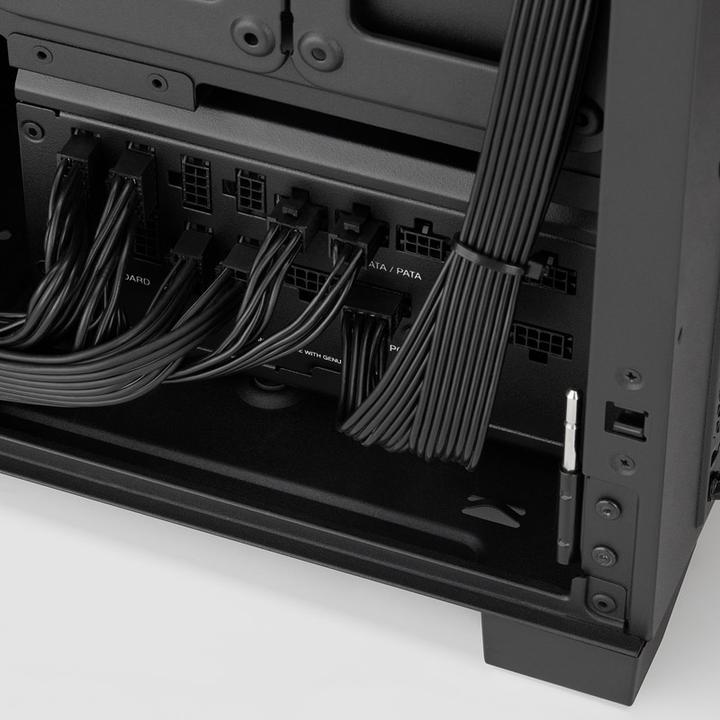 Actual product image Corsair RM1000x SHIFT 80 PLUS Gold (1000 W)