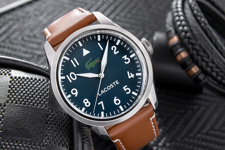 Actual product image Lacoste 2011301 Adventurer men's watch 42mm 5ATM (Analogue wristwatch, 42 mm)
