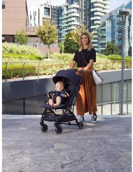 Actual product image Chicco Trolley Me