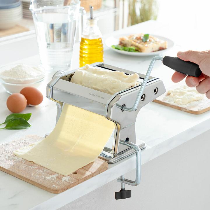 Image du produit InnovaGoods Machine à pâtes en métal - 3 rouleaux de coupe