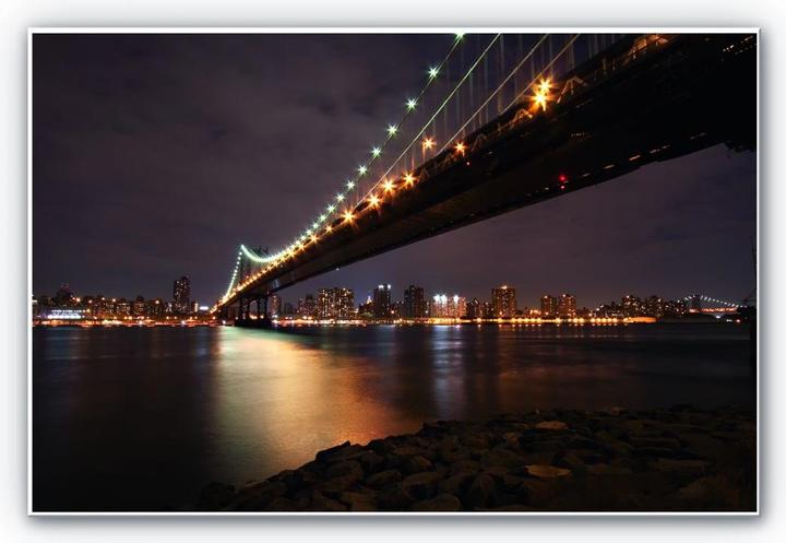 Produktbild Trenddeko Manhattan Bridge at Night (60 x 40 cm)