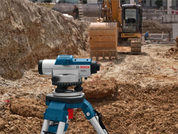 Image du produit Bosch Professional Niveau optique GOL 32 D, avec trépied de construction BT 160, jauge GR 500