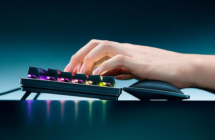 Actual product image Razer Ergonomic wrist rest for mini keyboards