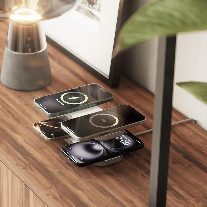 Produktbild Zens Quattro Wireless Charger Pro 4 MagSafe 4x15W (15 W)