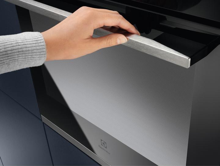 Actual product image Electrolux Built-in steam oven KOAAS31CX