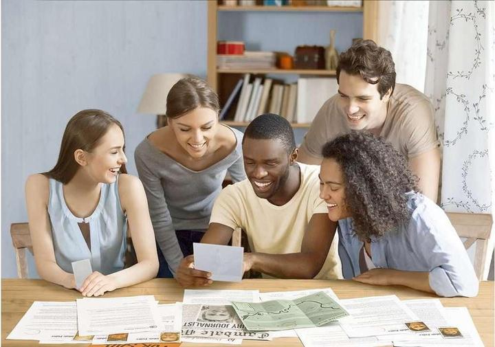 Produktbild Thinkfun Cold Case: Eine todsichere Geschichte (Deutsch)