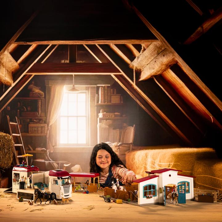 Produktbild Schleich Pferdetransporter