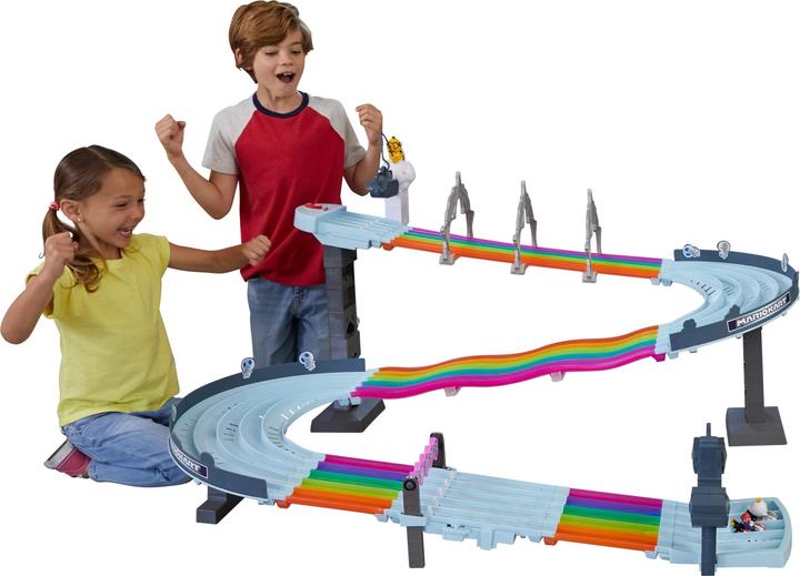 Actual product image Hot Wheels Mario Kart Rainbow Race Set playset