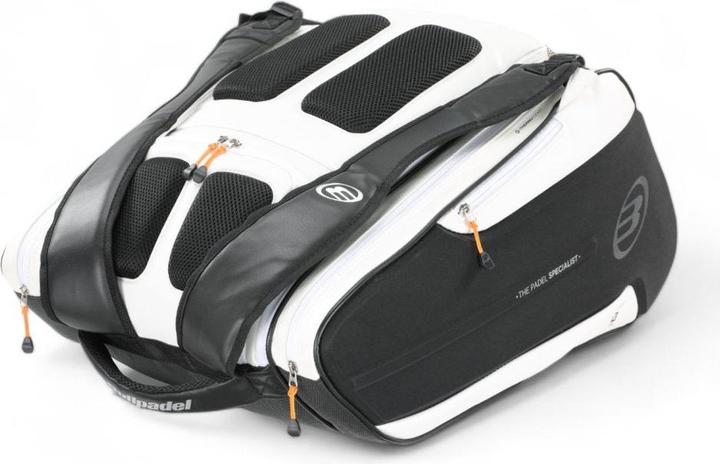 Actual product image Bullpadel Hack Bag White