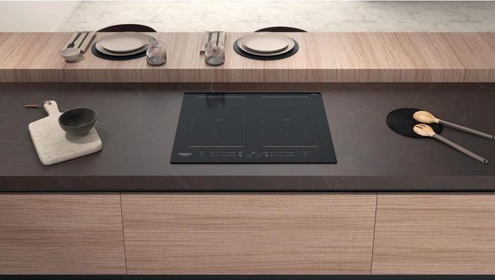Actual product image Hotpoint HS 5160C NE Black Built-in Zone induction hob 4 zone(s)