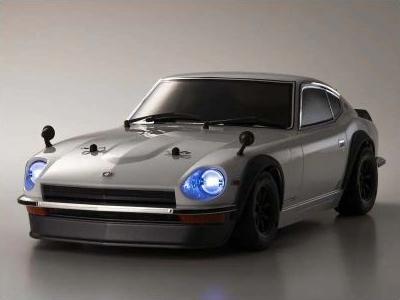 Image du produit Kyosho Voiture de tourisme Fazer MK2 Datsun 240Z 1971, 1:10, ARTR (Presque prêt à être conduite)