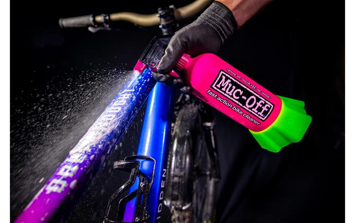Immagine prodotto Muc-Off Punk Powder + Bottle (500 ml, Set di cura, Pulitore per biciclette)