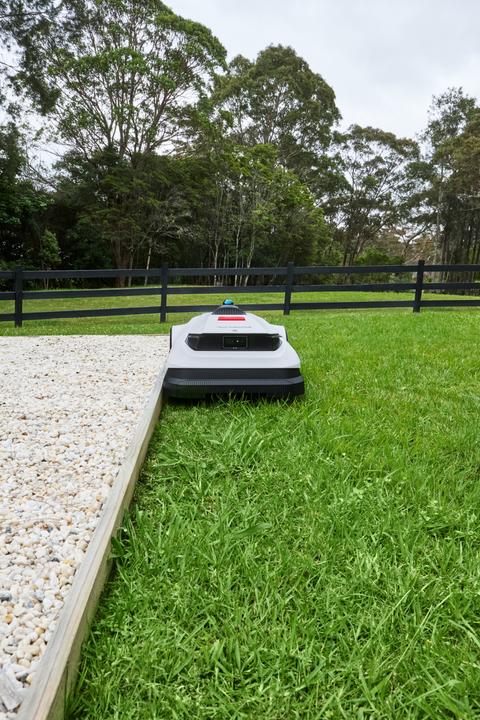 Actual product image Ecovacs Goat A3000 LiDAR (3000 m², Without boundary wire)