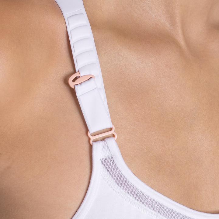 Actual product image Triumph Sports bra "Triaction Extreme Lite (85 E)